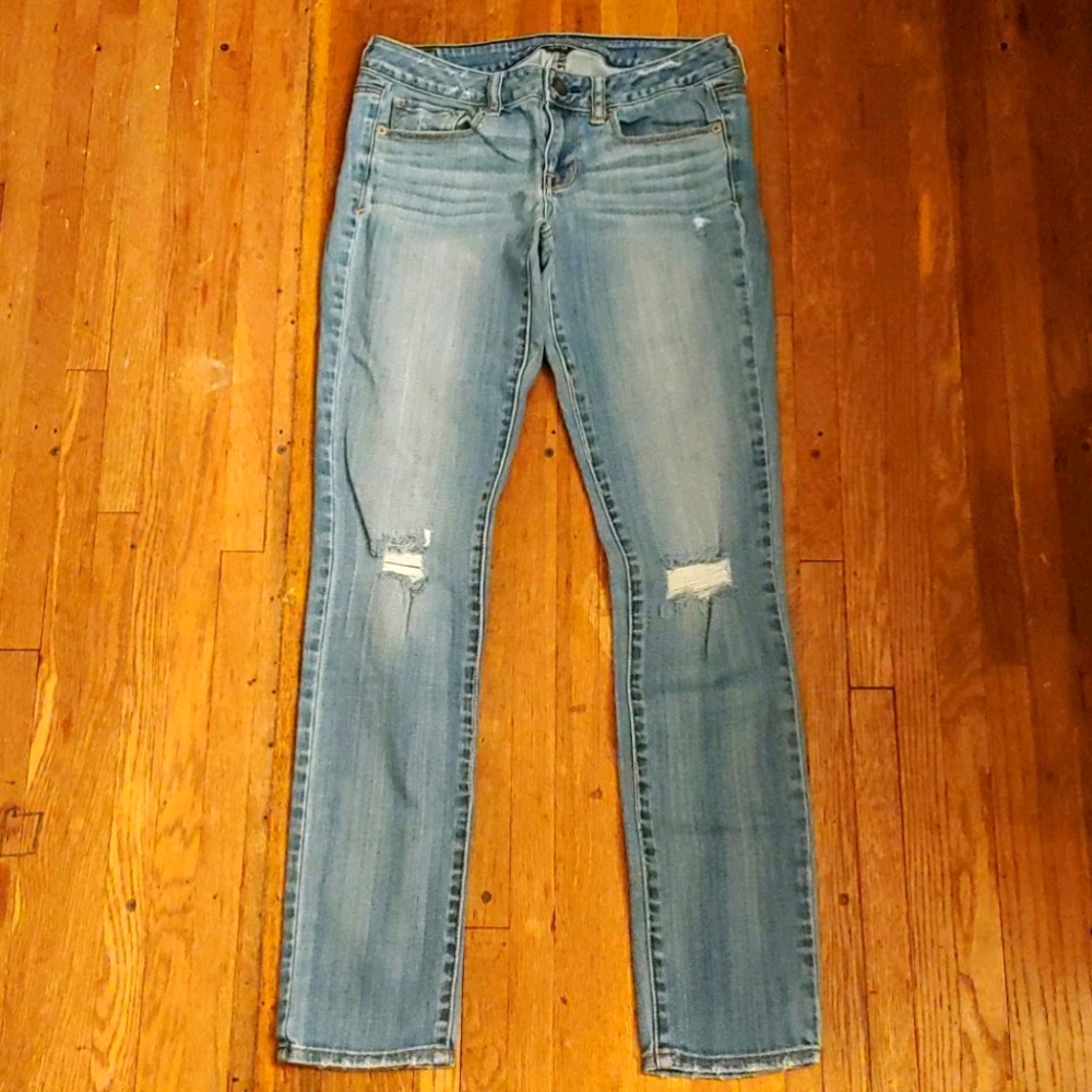 AEO Stretch Skinny Holes & Perfect Fade Denim - Low Rise, Babes - Picture 2 of 15